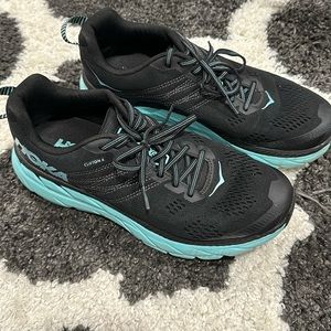 Hoka Clifton 6